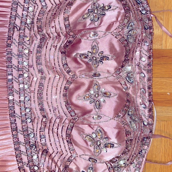 Strapless Short Bubble Dress pleated and beaded - Picture 5 of 6